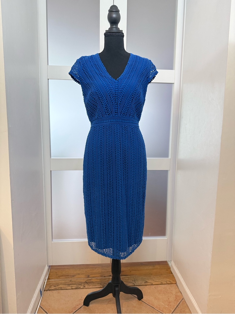 Boden Nancy Lace  Dress Royal Blue Cotton, V-Neck Midi Dress, size US 4R, UK 8R